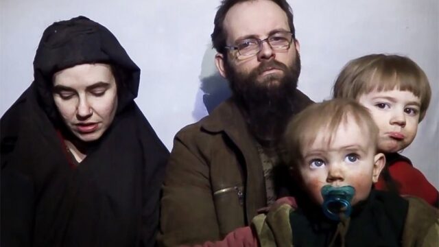 Освобожденная из афганского плена семья отказалась возвращаться в США