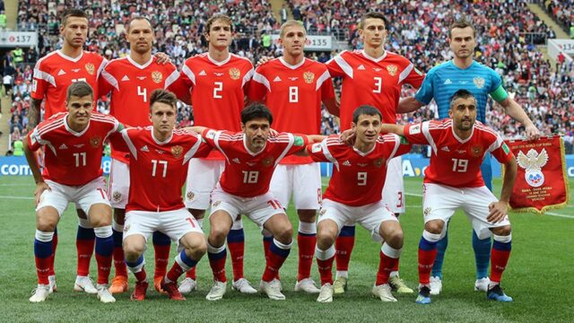 Сборная России по футболу: мы постараемся пройти Испанию