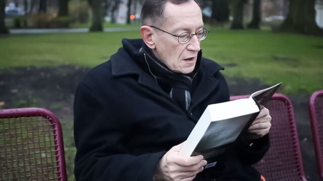 Латвийский поэт признался в работе на КГБ