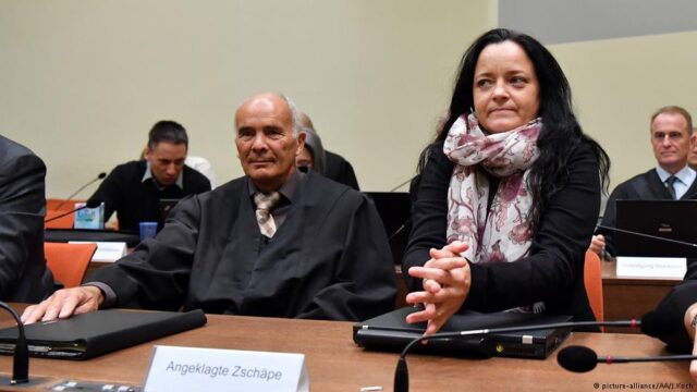 В Германии участницу неонацистской группировки попросили приговорить к пожизненному сроку