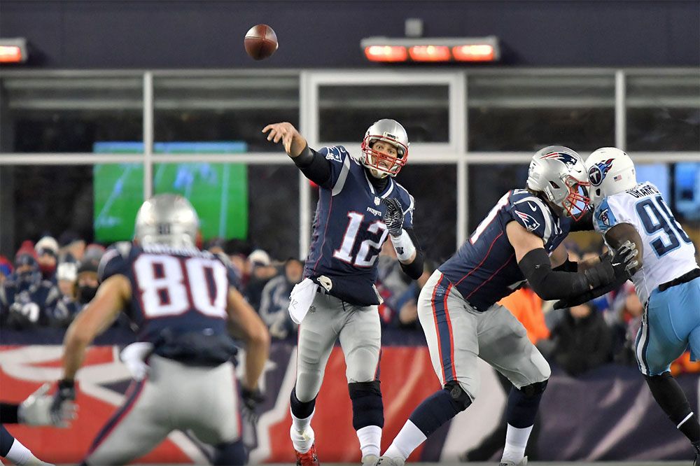 Football super 2. Супербоул. Коултри Боулс. American Football Trophy. Felix super Bowl.