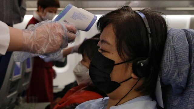 ВОЗ впервые зафиксировала сокращение числа вновь заболевших коронавирусом в КНР