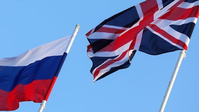 Великобритания ввела санкции против 14 россиян