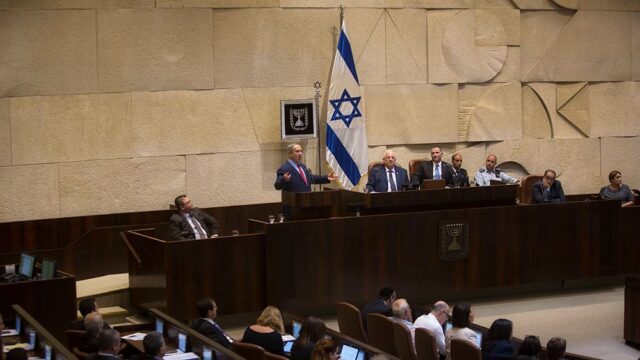 В Израиле решили распустить парламент и назначить досрочные выборы