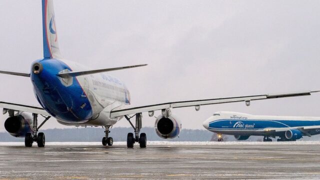 Россия с 1 апреля возобновит авиасообщение с шестью странами