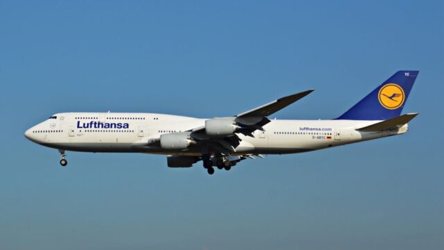 Авиакомпания Lufthansa подала в суд на пассажира, который пропустил свой рейс