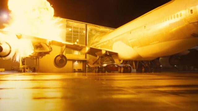 Кристофер Нолан купил для съемок нового фильма настоящий «Боинг-747». Чтобы потом взорвать