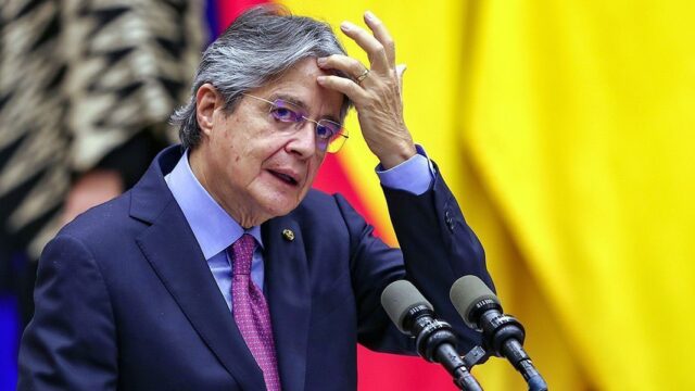 Президента Эквадора обвинили в мошенничестве после публикации «Архива Пандоры»