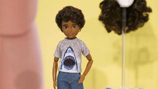 Компания-производитель Барби выпустила гендерно-нейтральных кукол