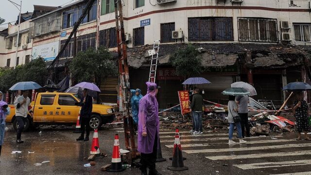 Землетрясение в Китае уничтожило более 200 тонн водки