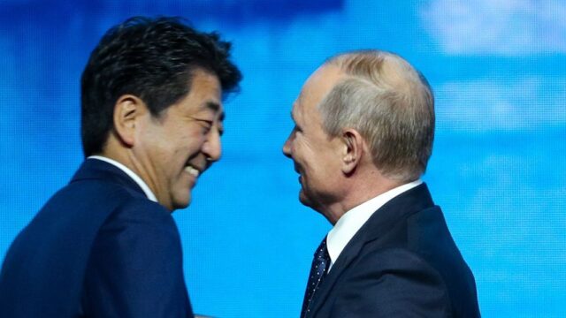 Лавров: Япония ставит договоренности Путина и Абэ «с ног на голову»