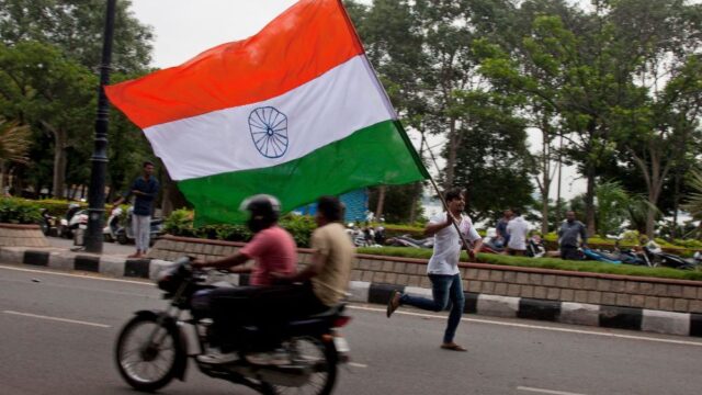 Власти Индии лишили гражданства журналиста, который критиковал премьер-министра Нарендру Моди