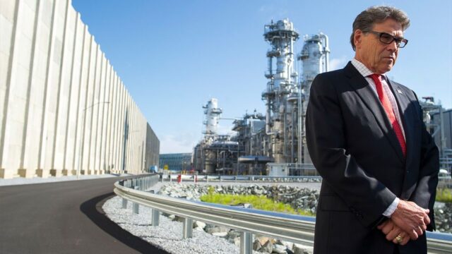 Министр энергетики США подал в отставку после обвинений в попытке сменить главу украинского «Нафтогаза»