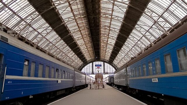 Украина готовится прекратить железнодорожное сообщение с Россией‍