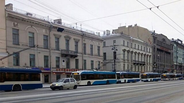 В Петербурге сто тысяч человек остались без света из-за аварии на ТЭЦ
