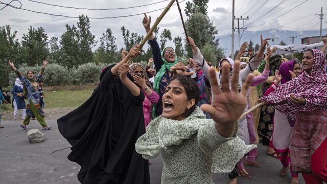 Фотографы AP получили Пулитцеровскую премию за снимки из Кашмира: фотогалерея