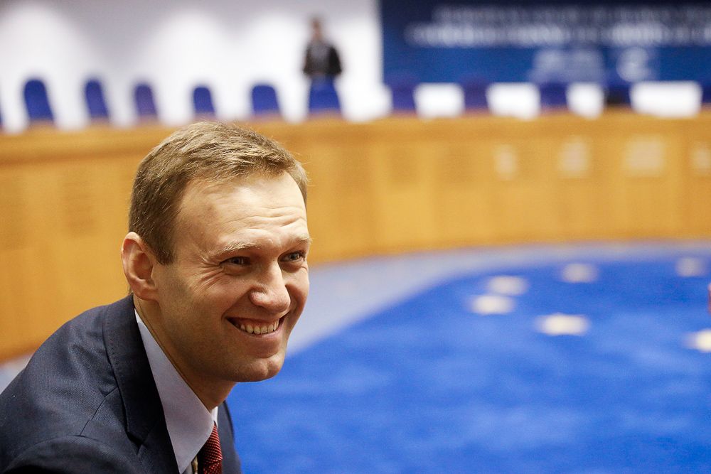 ЕСПЧ: Россия должна выплатить Навальному почти €23 тысячи за домашний арест в 2014 году