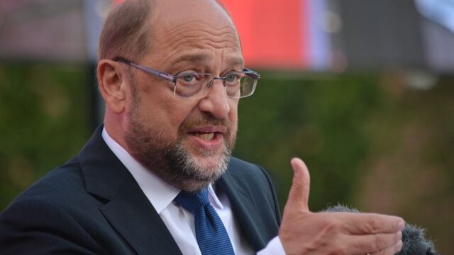 Глава социал-демократов Германии Мартин Шульц объявил об отставке