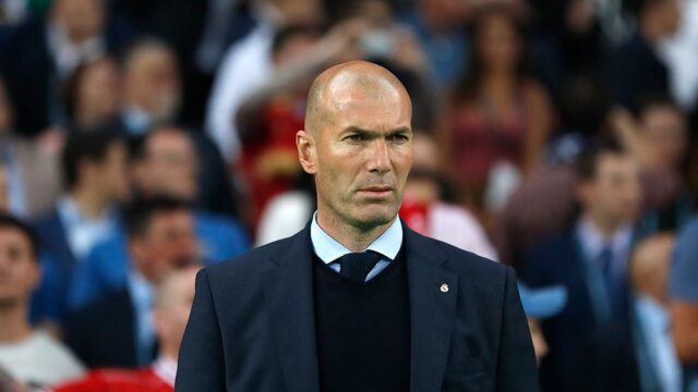 Зинедин Зидан покинул пост главного тренера мадридского «Реала»