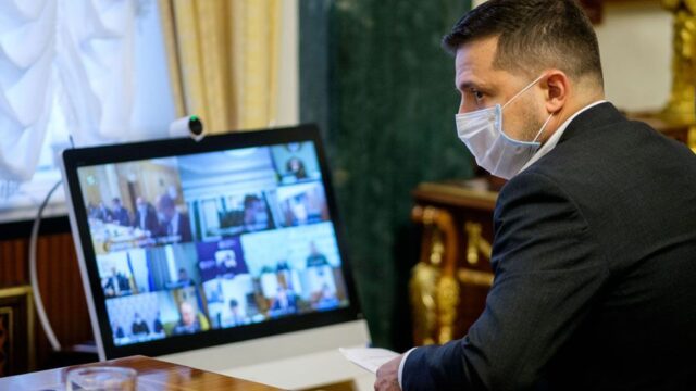 Президент Украины Владимир Зеленский заразился коронавирусом