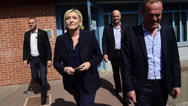Марин Ле Пен обвинили по делу о финансовых махинациях в Европарламенте