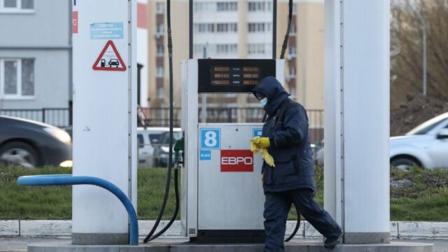 В России рекордно выросли оптовые цены на бензин