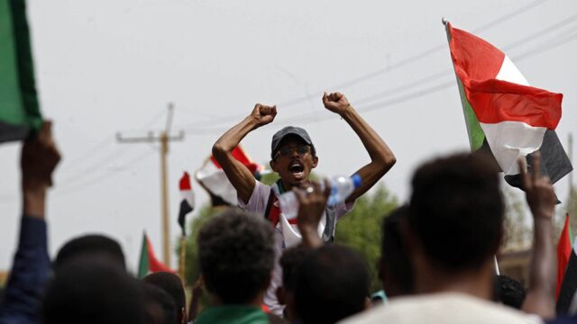 Военный совет и оппозиция Судана согласовали конституционную декларацию