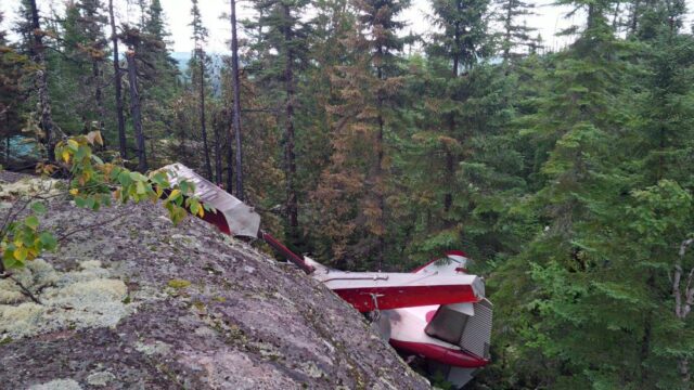 В Канаде разбился небольшой самолет, погибли семь человек