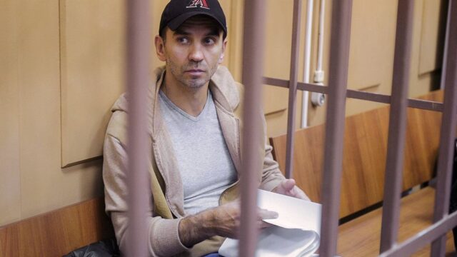 Суд в Москве арестовал бывшего министра Михаила Абызова