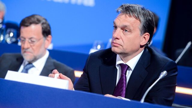 В Венгрии в четвертый раз выбрали премьером Виктора Орбана