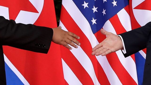 В Сингапуре прошел первый в истории саммит США и КНДР