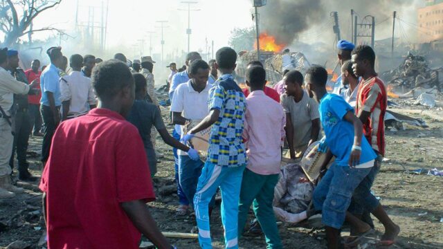 Число жертв теракта в Сомали выросло до 276 человек