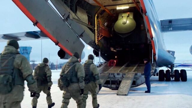 «Легитимная операция». Что говорят российские официальные лица о силах ОДКБ в Казахстане