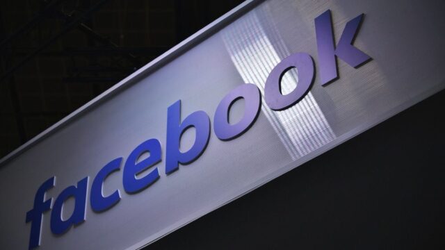 Facebook будет предупреждать пользователей при репосте старых статей