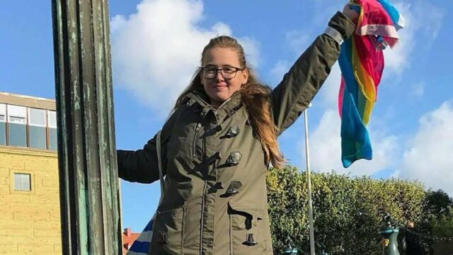 В Швеции активистка приостановила депортацию афганца с помощью трансляции в фейсбуке