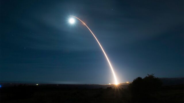 Пентагон подтвердил испытания «супер-пупер» гиперзвуковой ракеты