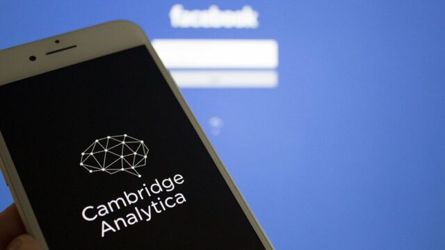 Член британского парламента Дамиан Коллинс: в России имели доступ к данным, которые собрала Cambridge Analytica