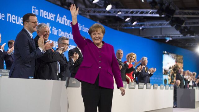 В Германии члены СДПГ проголосовали за коалицию с блоком Меркель