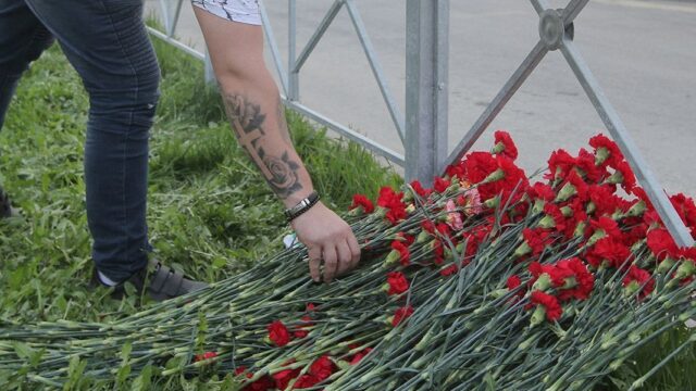 Число жертв стрельбы в Казани выросло до девяти