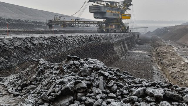 Инвесткомпания BlackRock с активами на $7 трлн прекратит вкладываться в уголь