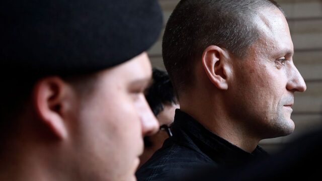 Суд в Москве арестовал Удальцова на пять суток. Он объявил голодовку