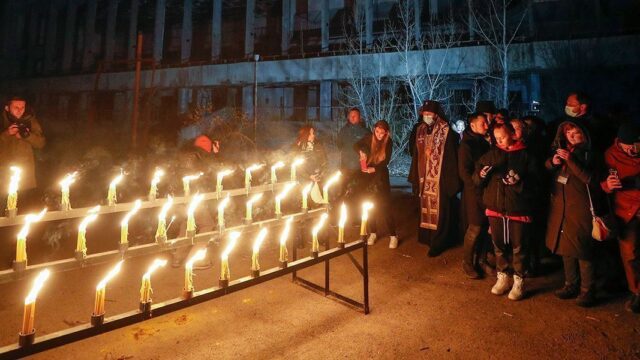 В Украине вспоминают жертв Чернобыльской трагедии