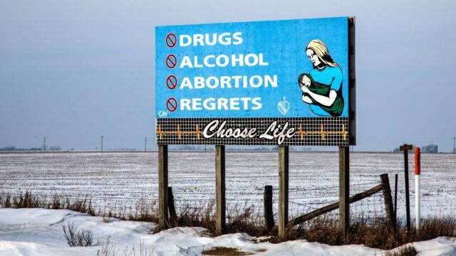 В Айове приняли законопроект о запрете абортов после шести недель беременности