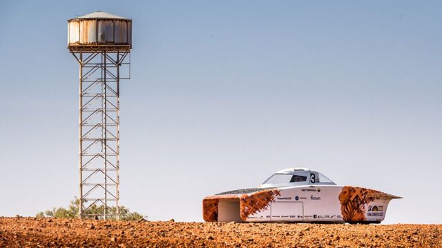 В Австралии проходит гонка автомобилей на солнечных батареях World Solar Challenge: фотогалерея