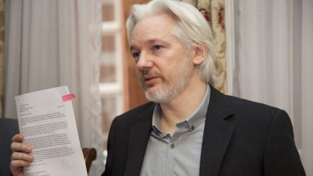 Wikileaks предложила работу экс-сотруднику Google, которого уволили из-за манифеста о женщинах в IT