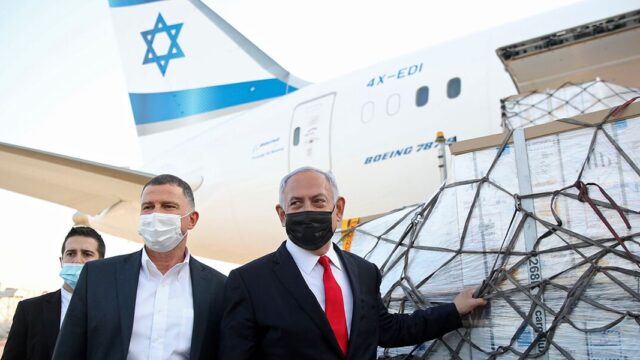 Израиль приостановит авиасообщение с другими странами из-за коронавируса