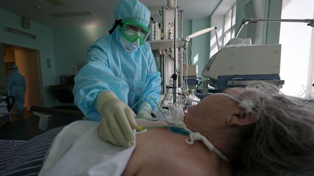 Число случаев заражения коронавирусом в Москве превысило 100 тысяч