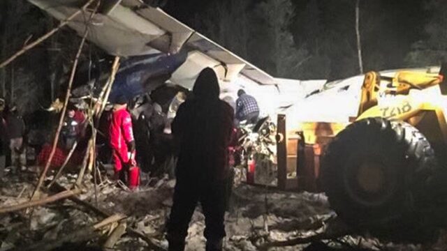 В Канаде пассажирский самолет упал вскоре после взлета