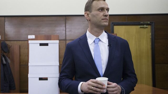 Навальный заявил, что ему не нужна была санкция Путина для выезда из России