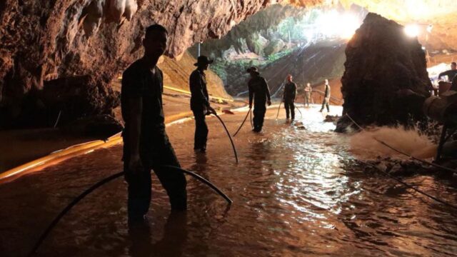 В Таиланде началась третья фаза операции по спасению детей из пещеры